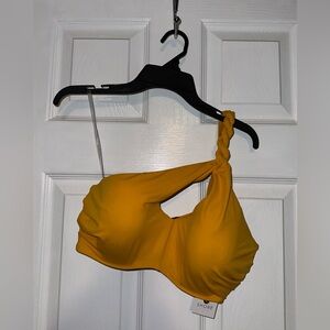 34D Twisted Braid One Shoulder Bikini Top